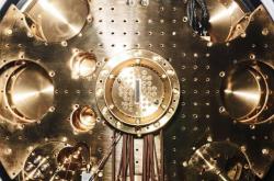 LOL赛事-包含强强对决擦出火花，争夺霸权直至最后的词条