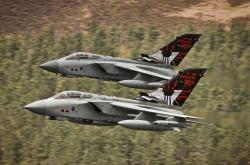 英雄联盟总决赛2025-冰封之盾与烈焰之矛，布伦森独舞，浙江队铁血锁敌