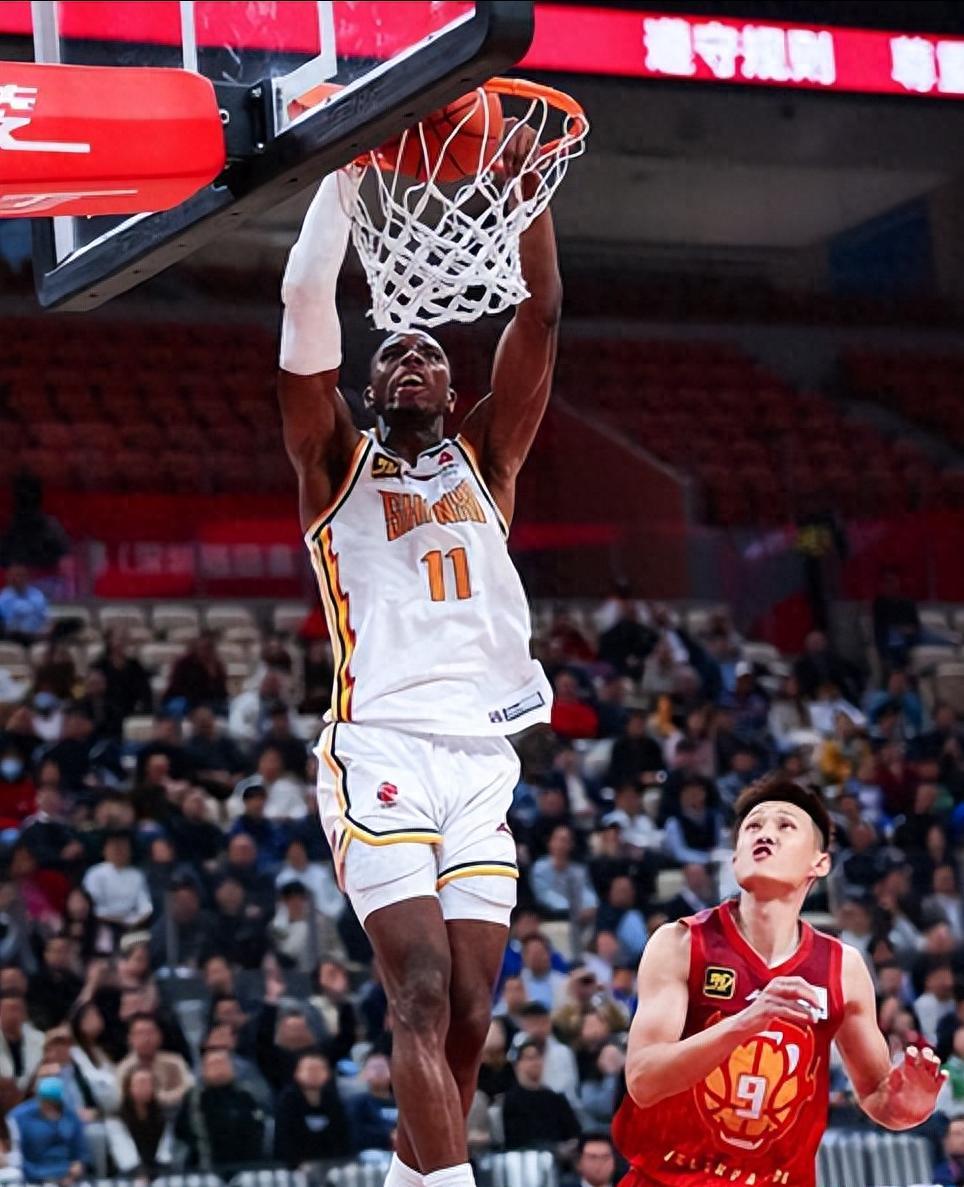 体育赛事热度攀升,球员展现超强实力的简单介绍 体育赛事热度攀升,球员展现超强实力的简单介绍