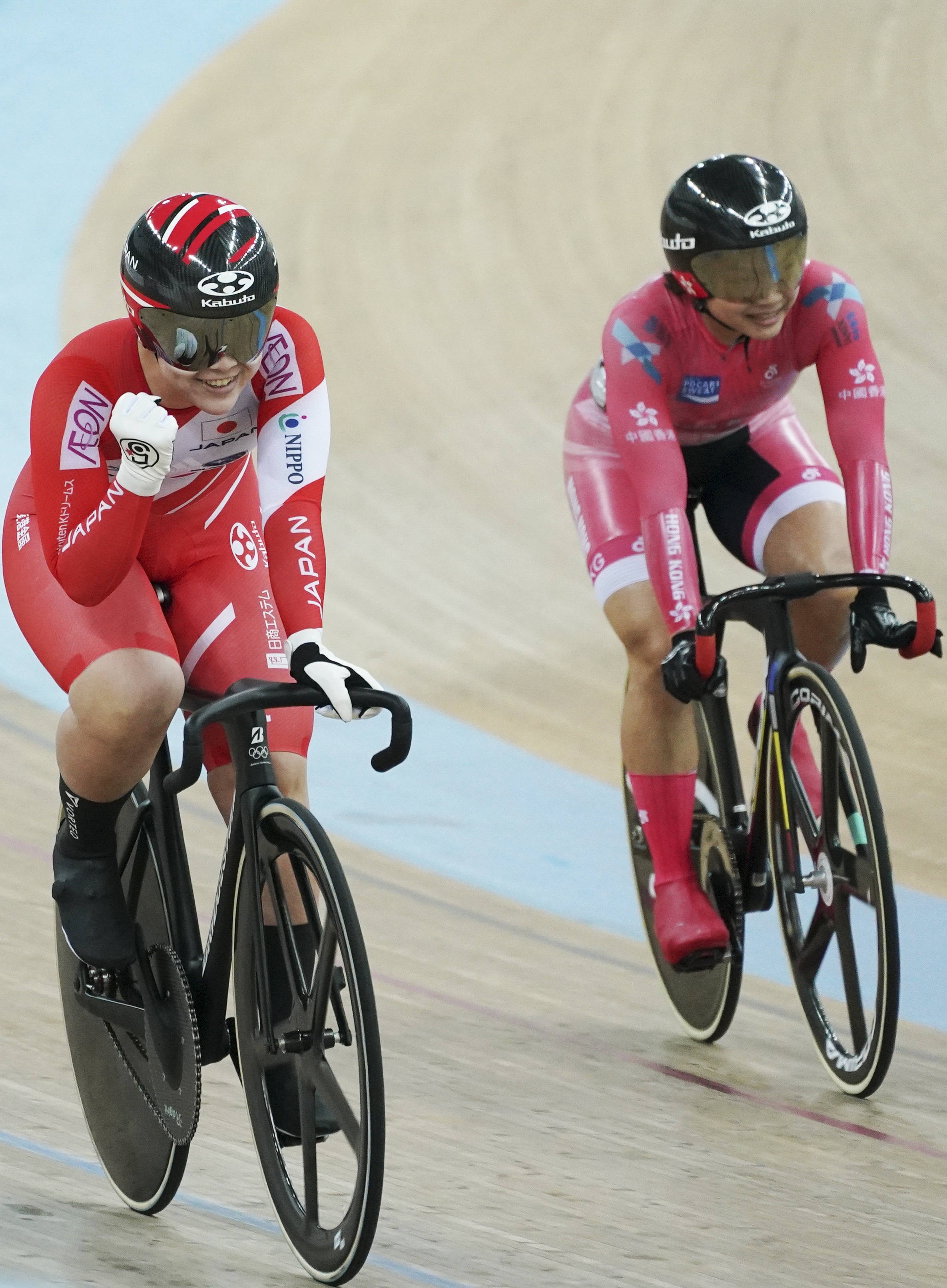 自行车场地赛事精彩纷呈选手表现出色的简单介绍 自行车场地赛事精彩纷呈选手表现出色的简单介绍