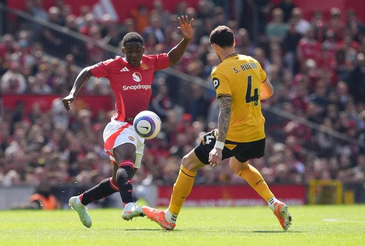 关于曼联击败狼队，积分持续攀升的信息