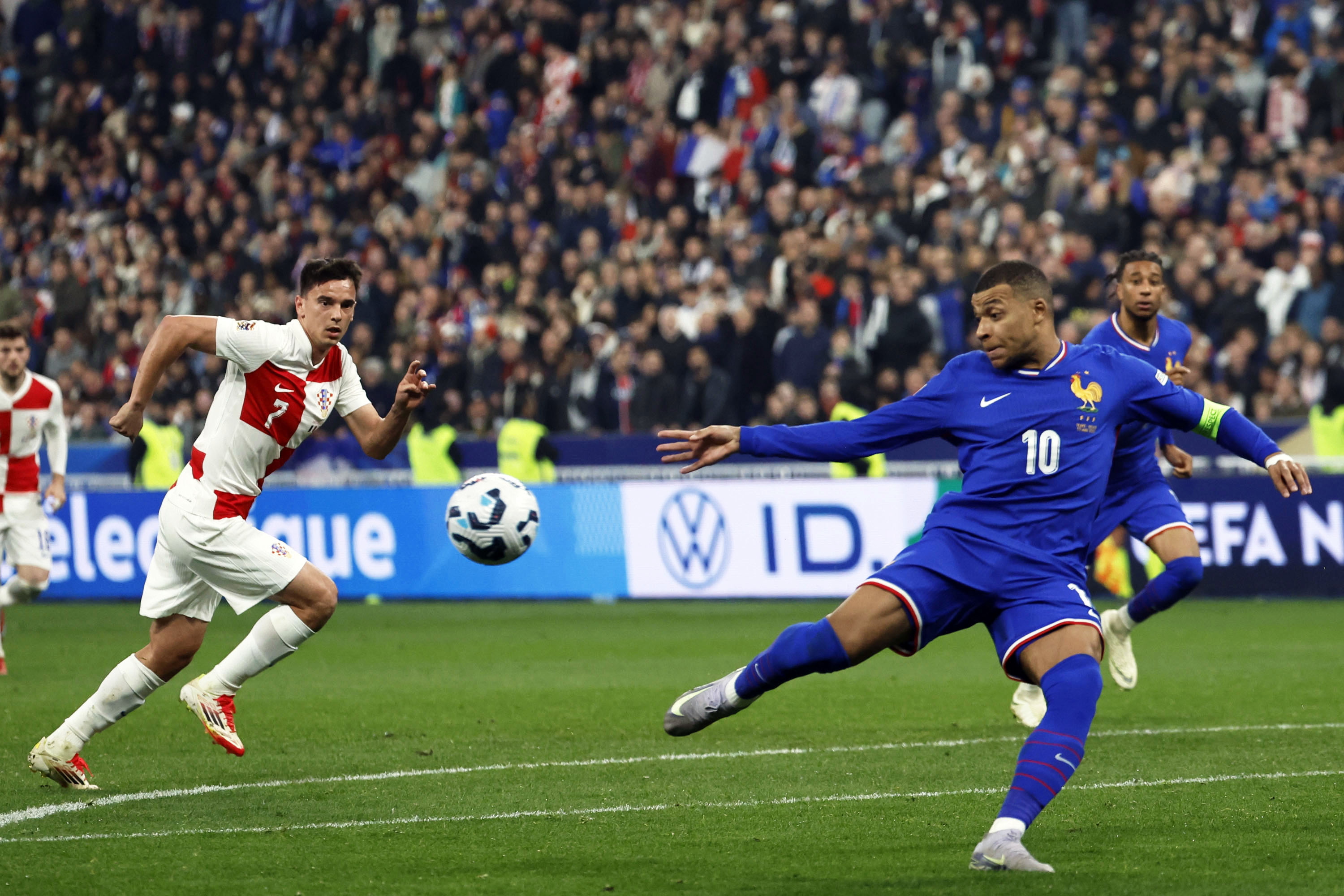 欧国联赛:意大利力克波兰晋级强强的简单介绍 欧国联赛:意大利力克波兰晋级强强的简单介绍