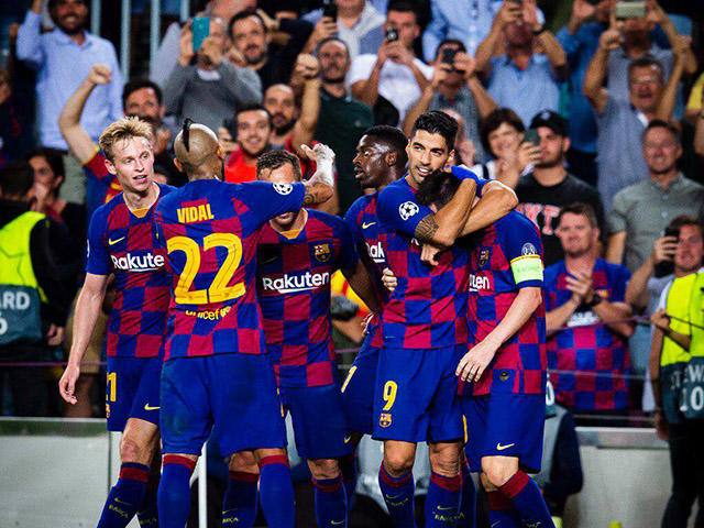 巴萨碾压国际米兰,C罗高光表现 巴萨碾压国际米兰,C罗高光表现