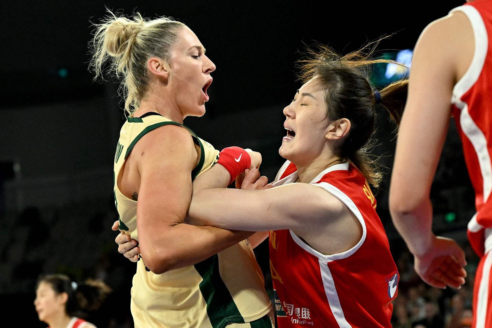 澳大利亚队高分击败对手获胜