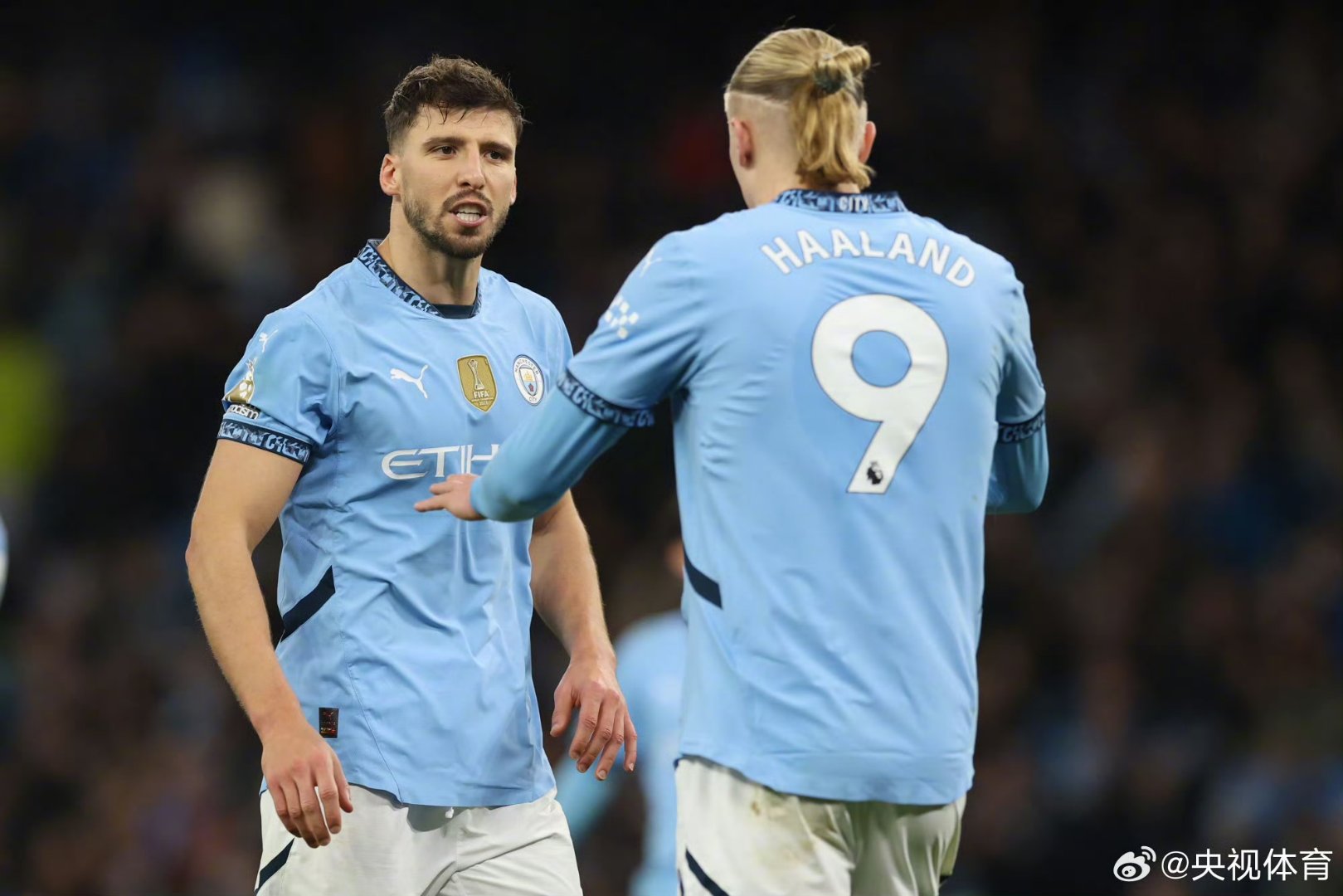 曼城鏖战波兰,孔德状态火热 曼城鏖战波兰,孔德状态火热