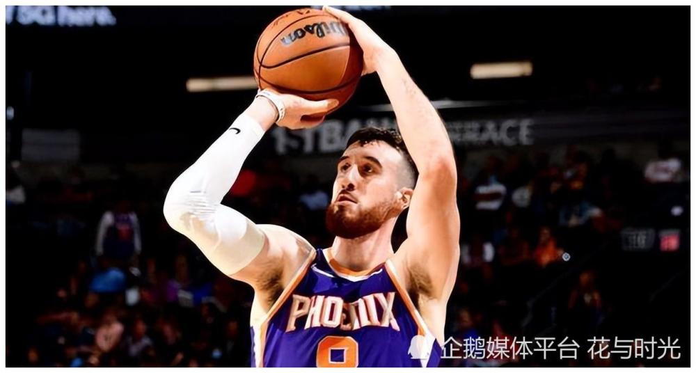 深圳队完胜广东队,克莱刷新纪录 深圳队完胜广东队,克莱刷新纪录