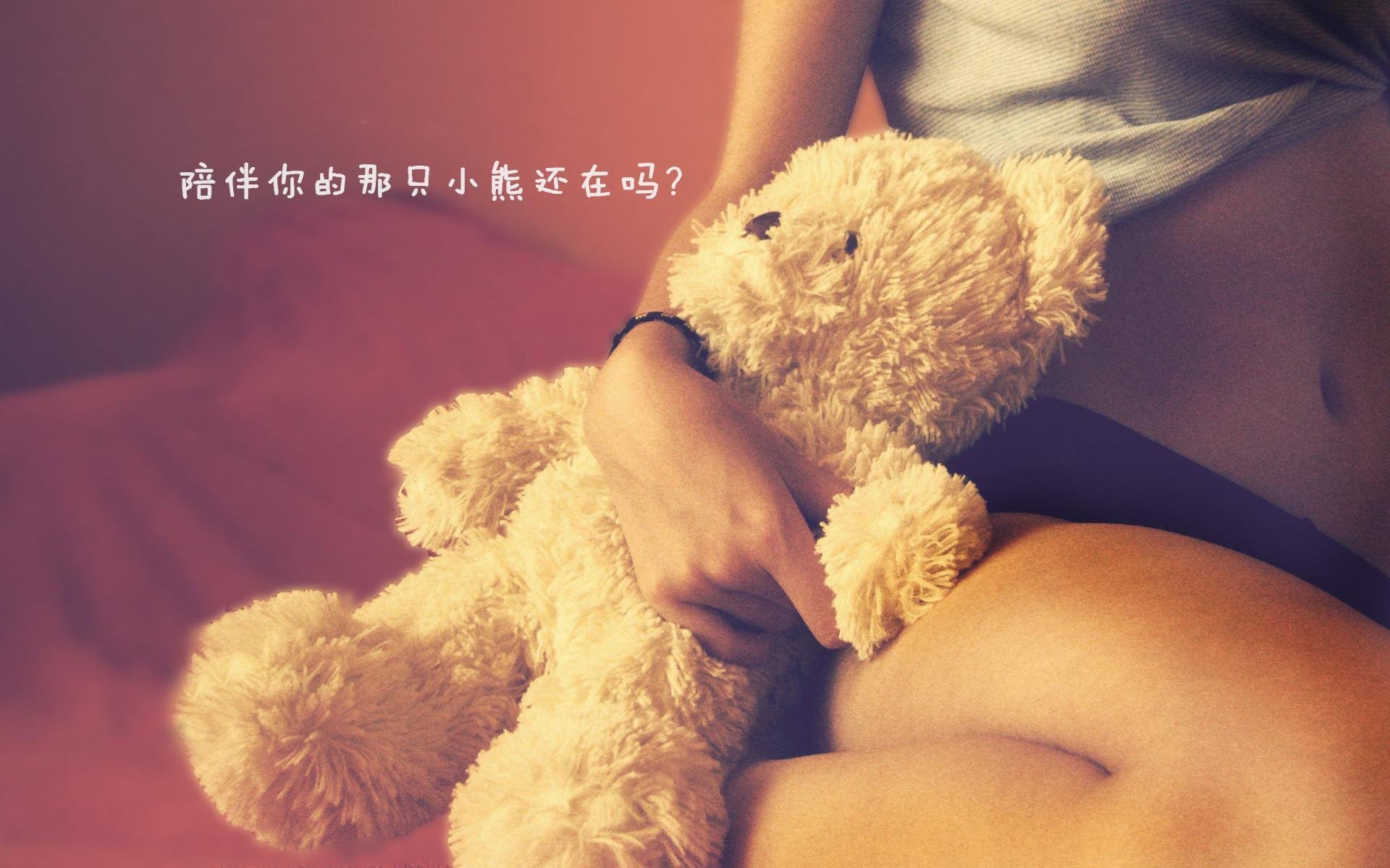 这是一个巧妙的设计—当NBA季后赛与足球教练巴尔韦德并置,其冲突感本身就构成了某种唯一性。我们不妨沿着这个充满张力的设定,展开一次有趣的创作