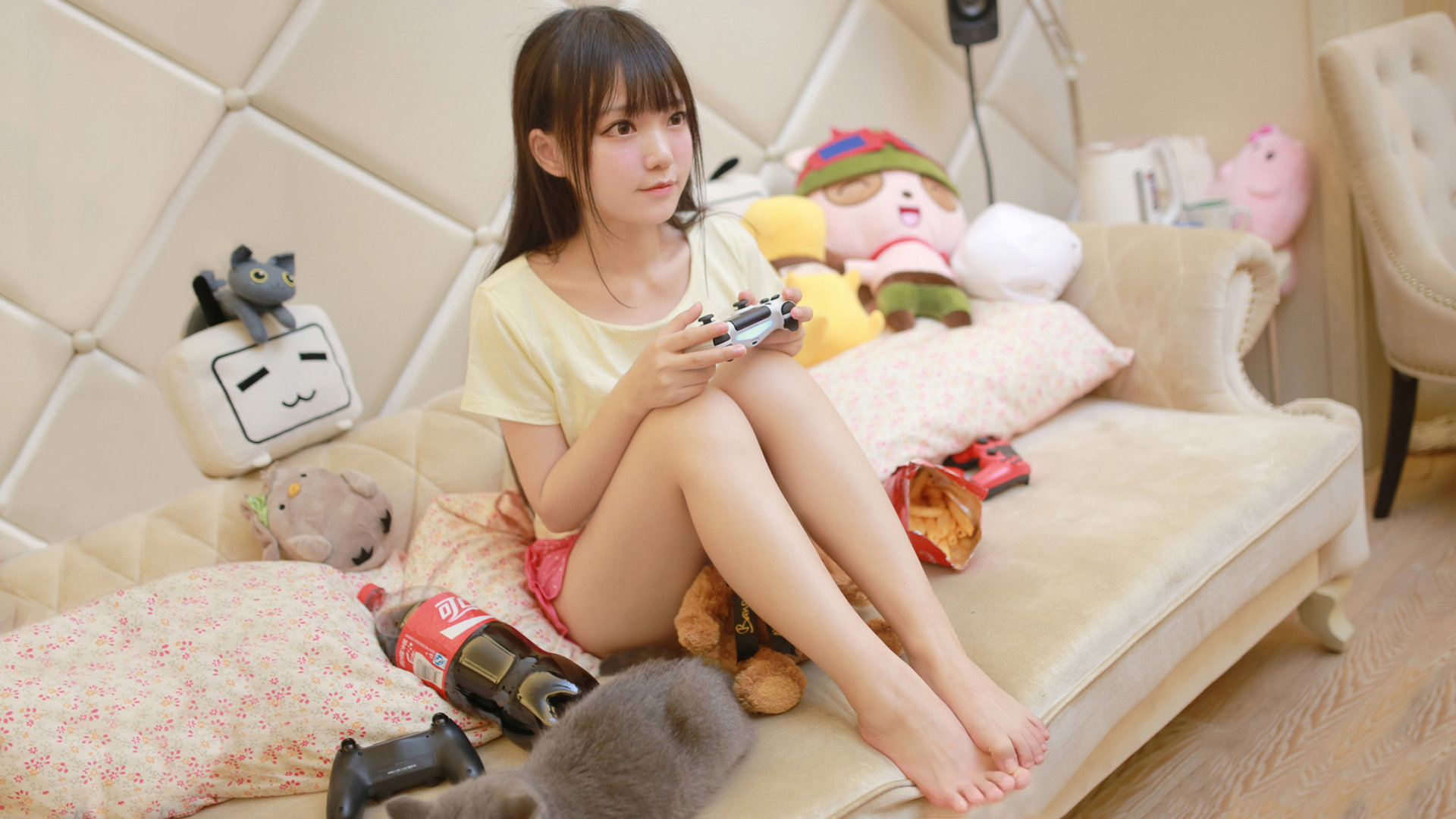 绿茵启示录,从德里赫特爆发到芬兰战术压制,看现代足球的双重奏