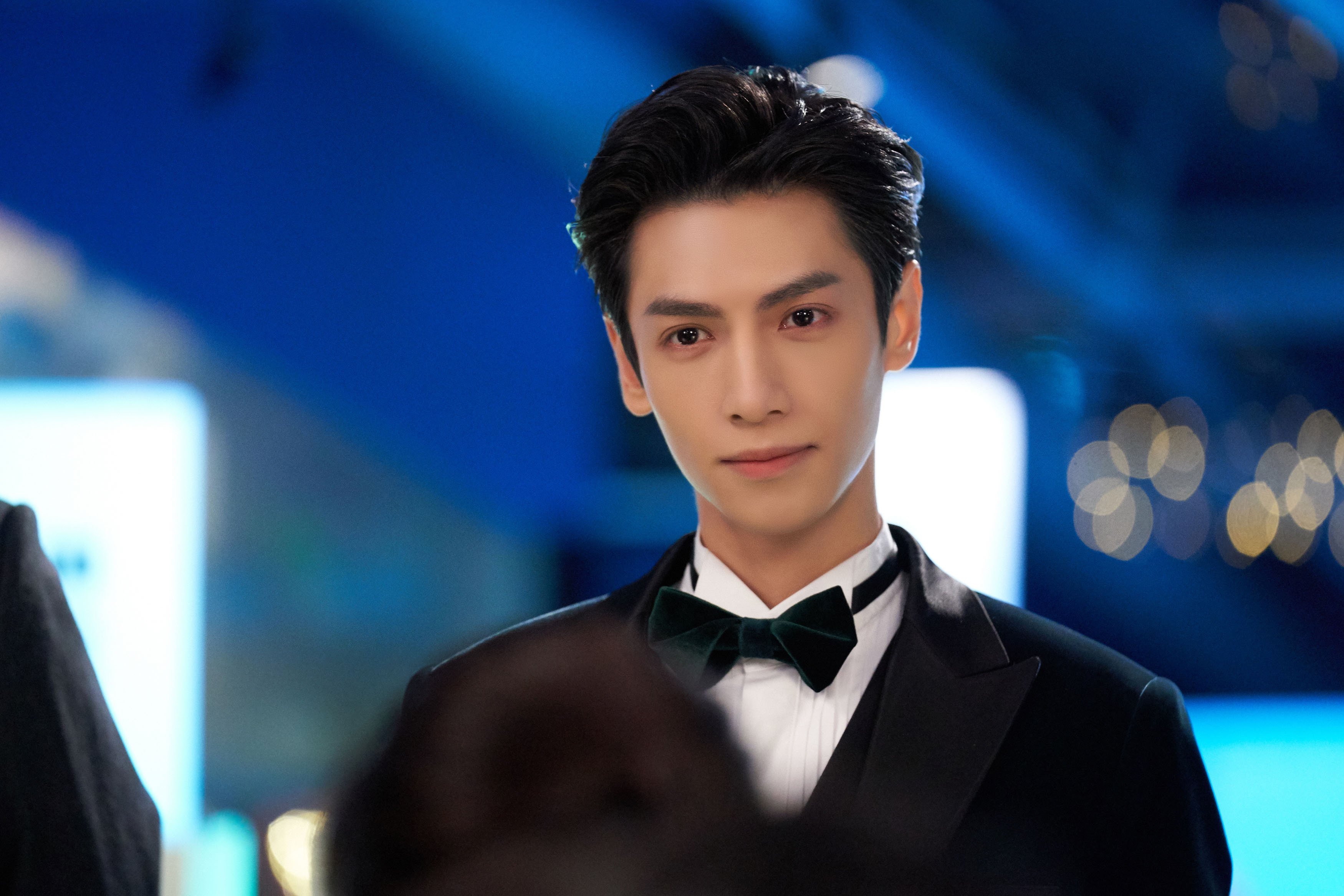 跨界巨星日，新疆队血战活塞，拉文西甲德比炫技封神