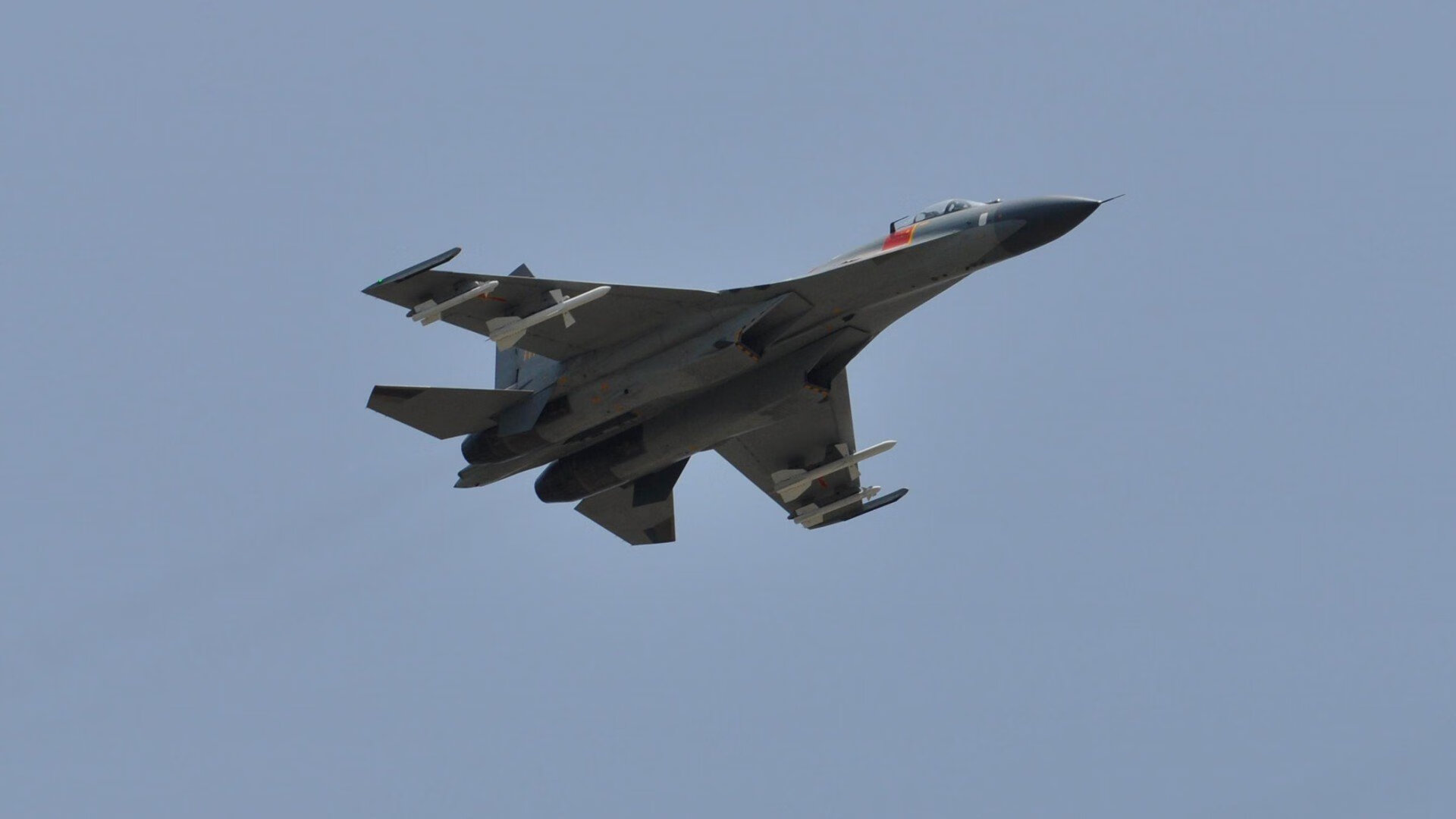 封锁的艺术,从郁金香的战术铁幕到蓝月的防线基石